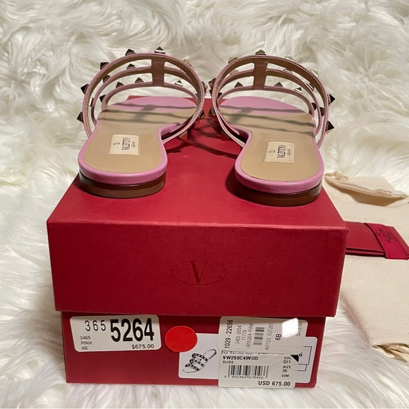 VALENTINO GARAVANI
Rockstud Caged Leather Flat Sandals Pink - Picture 6 of 11